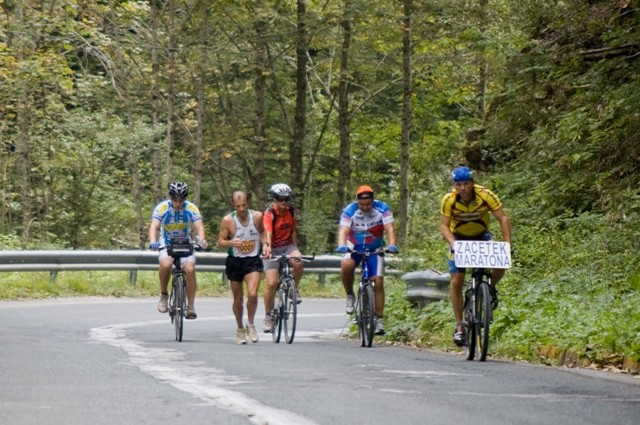 75km_CE_LOG_2008_na_trasi - foto