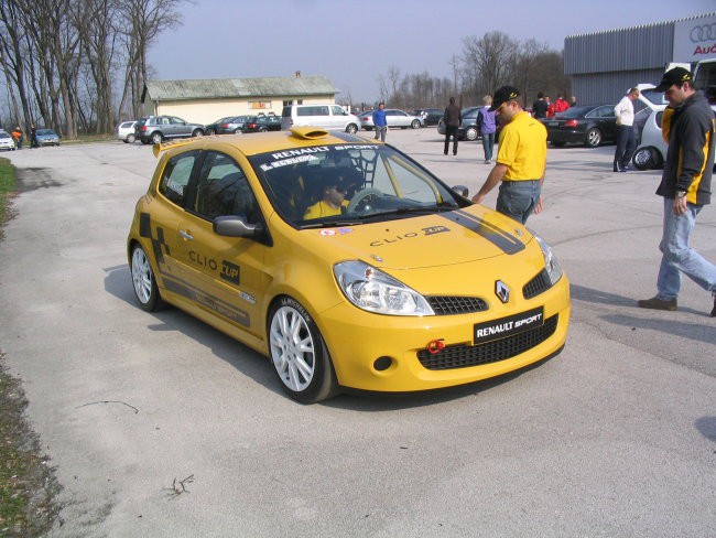 Clio Cup - foto povečava