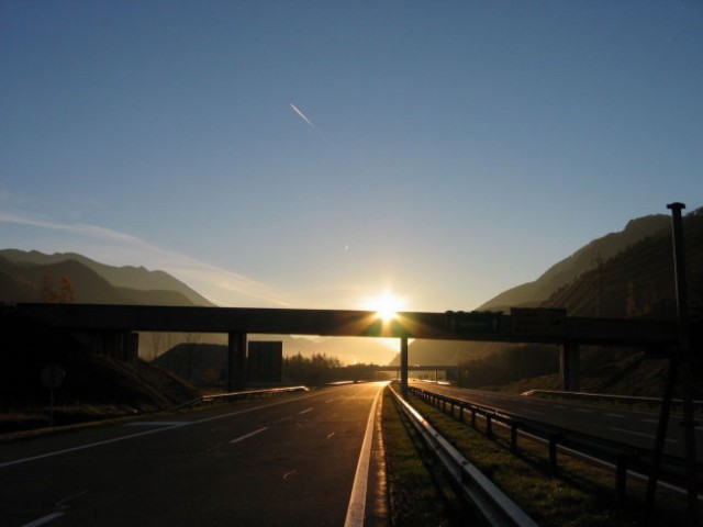 Avtocesta pred tunelom Karavanke, SLO (28.10.2005)