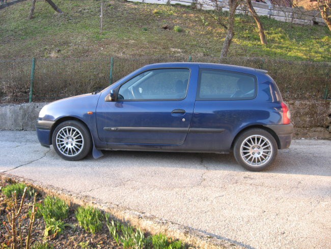 Clio 1.6 16v - foto povečava