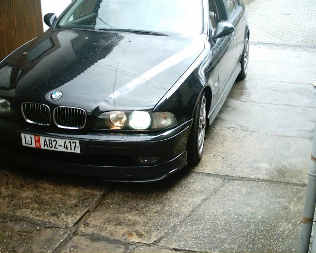 BMW  - foto povečava