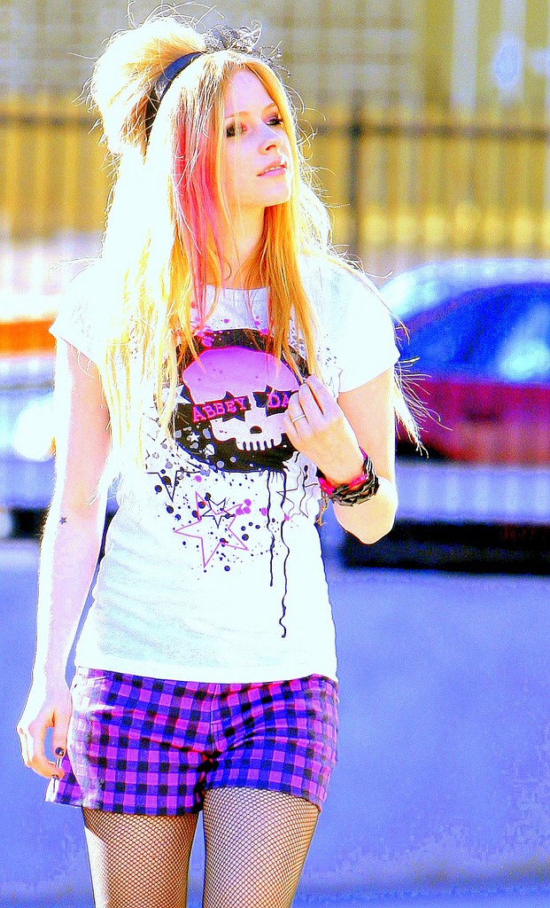 Avril Lavigne - Abbey Dawn - foto povečava