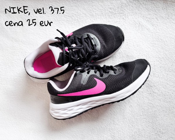 Nike, vel. 37.5, cena 25 € s ptt