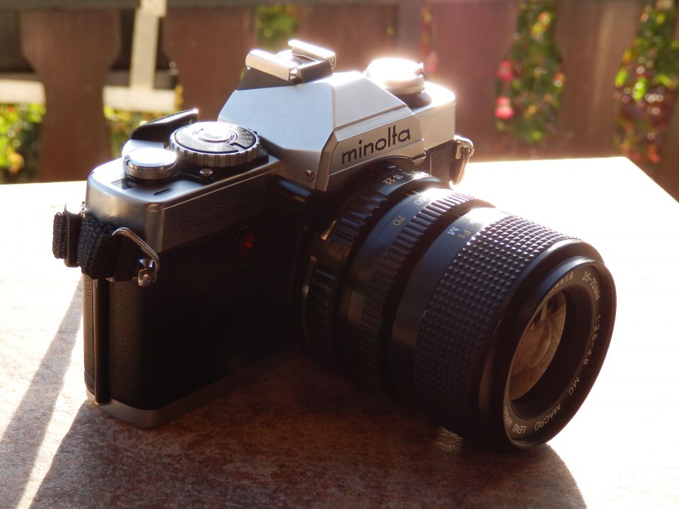 Minolta XG-2 with Exakta 35-70mm macro lens