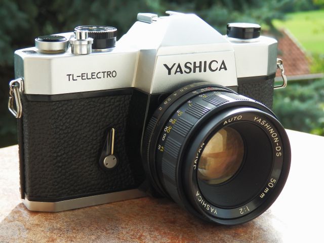 Yashica TL-Electro (1972-1975)