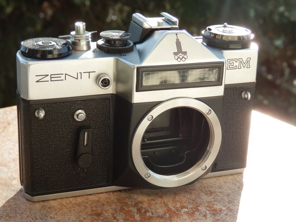 Zenit EM - body (1979)