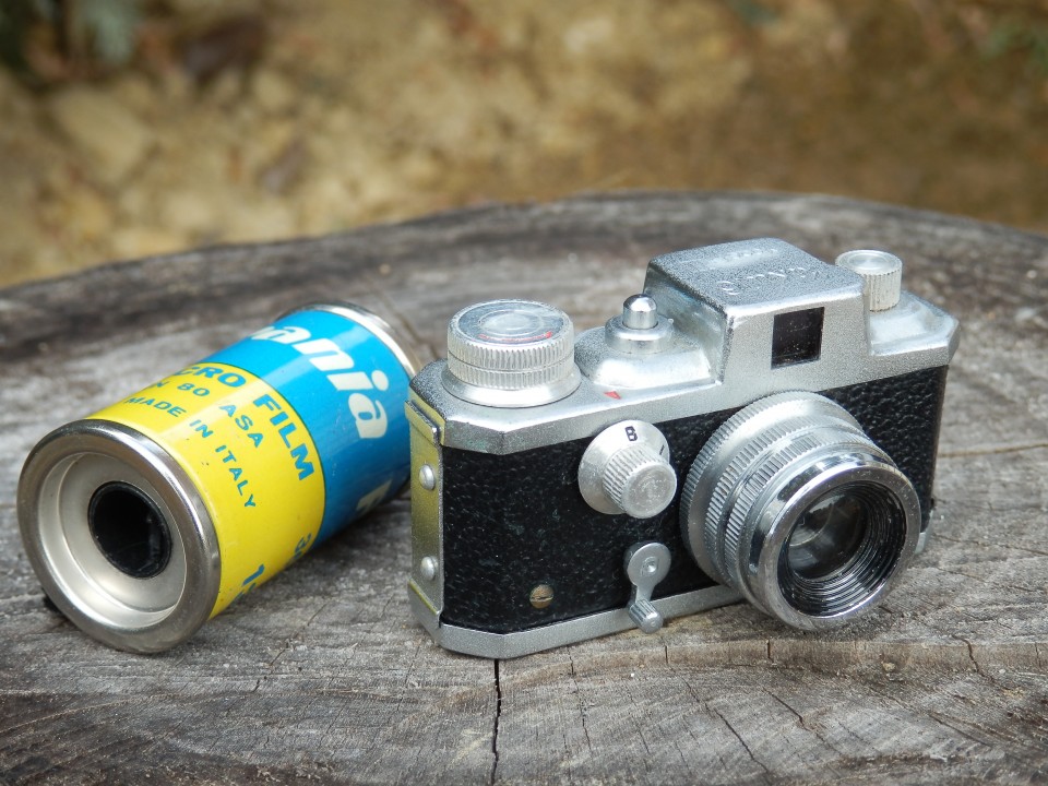 Vintage cameras - od 600 dalje - foto povečava