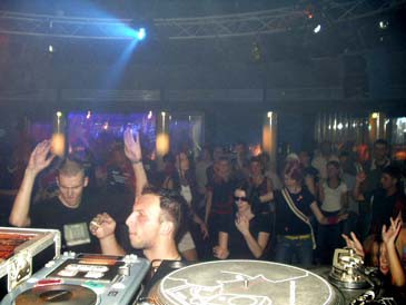 PSYTRONIC 1 - foto povečava