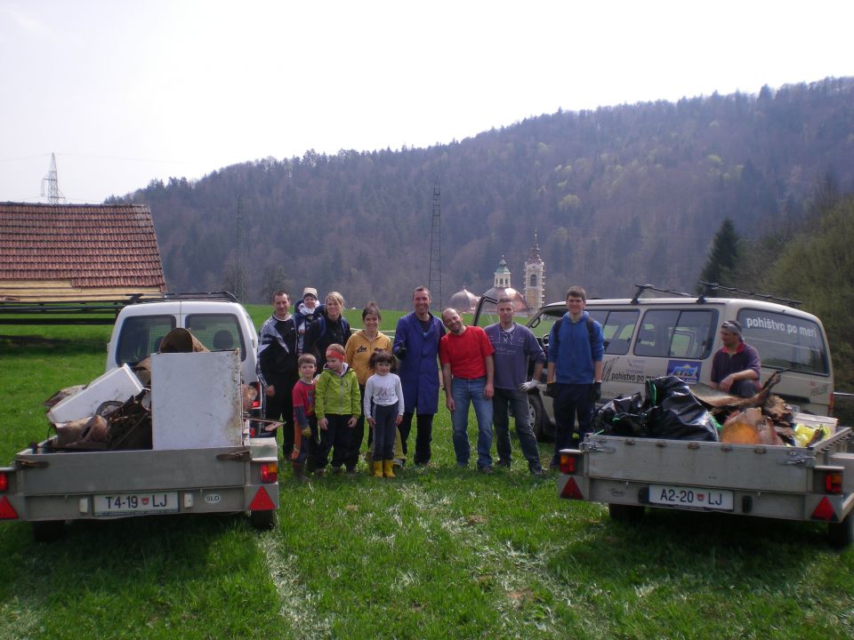 Čistilna akcija:Očistimo Slovenijo - foto povečava