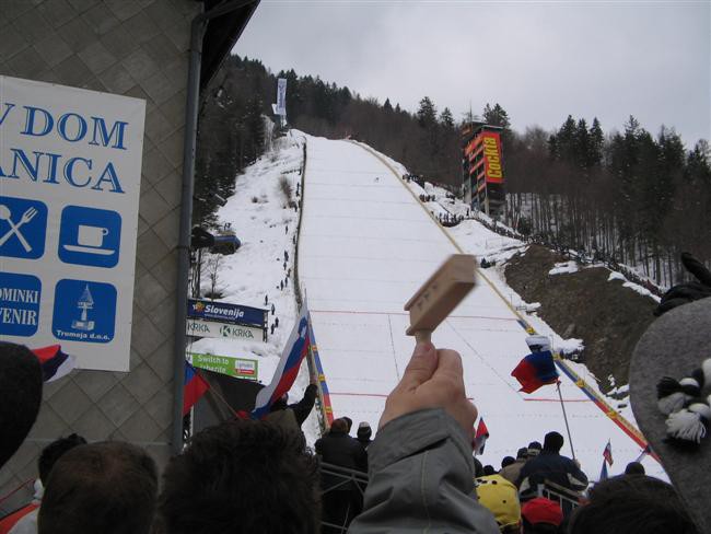 PLANICA 2006 -Poleti 18. marec 2006-ŠD GORENJ - foto povečava