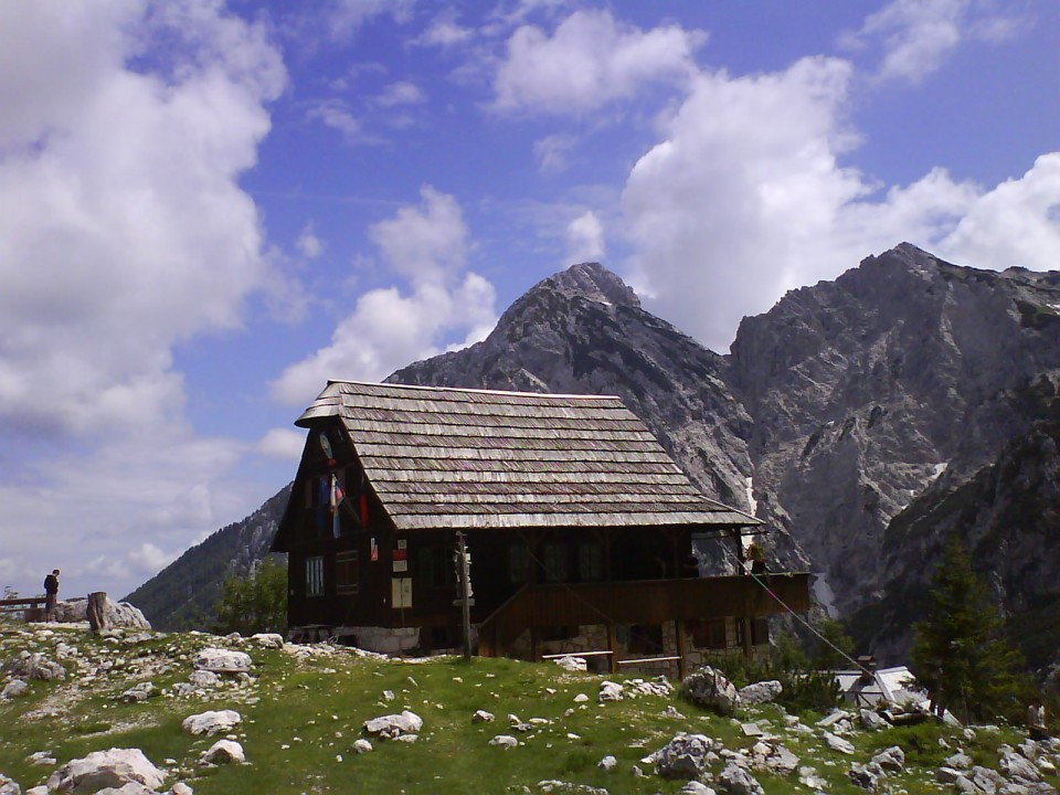 Češka koča na Sp.Ravneh (4.7.09) - foto povečava