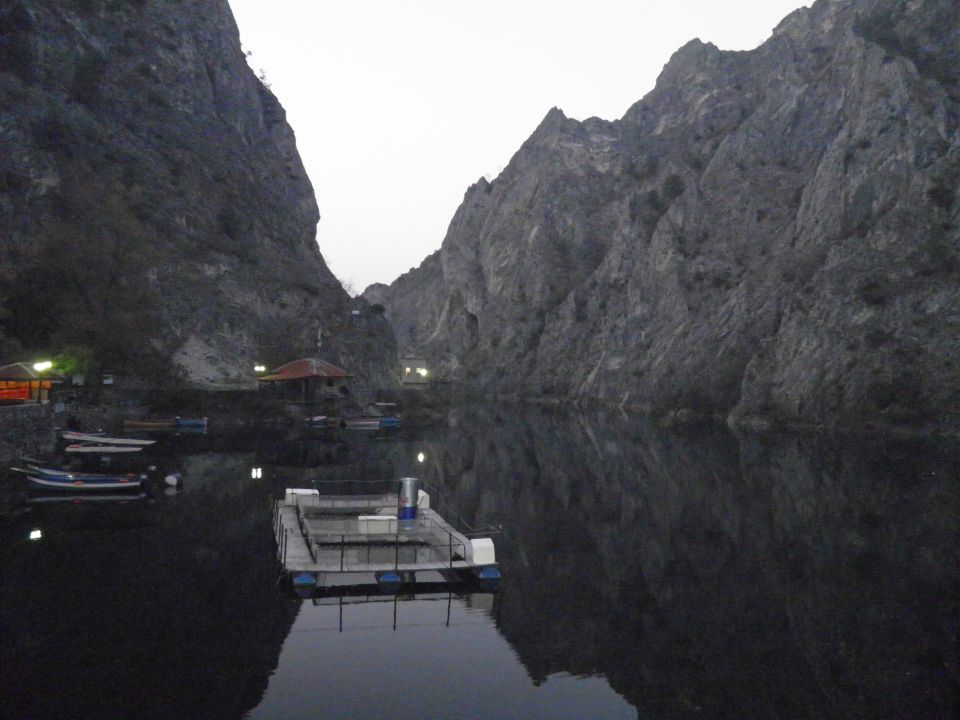 Skopje in kanjon Matka - foto povečava