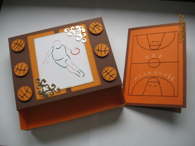 Škatlica in voščilnica za navdušenega košarkaša - oddana