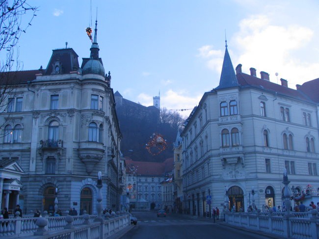 IZLET V LJUBLJANO 17.12.05 - foto povečava