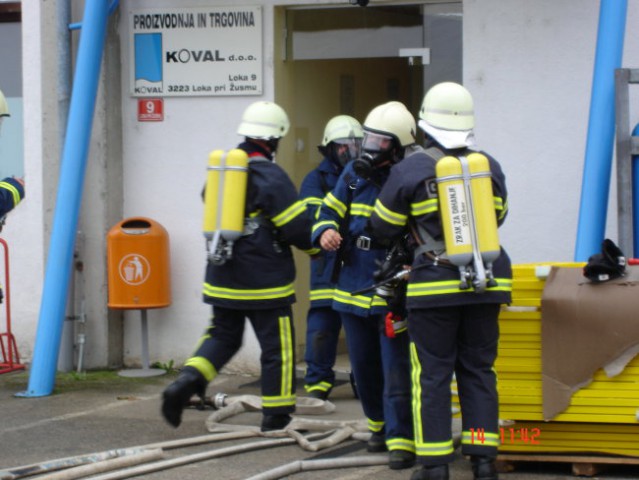 Mokra vaja v mesecu požarne varnosti 2008 - foto