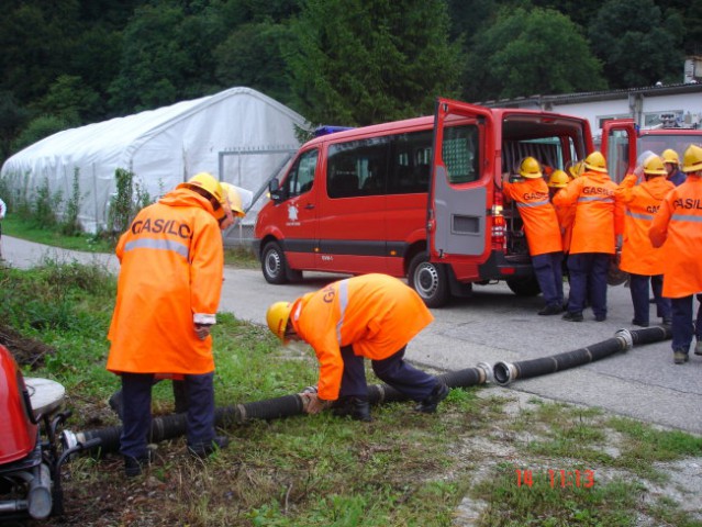 Mokra vaja v mesecu požarne varnosti 2008 - foto