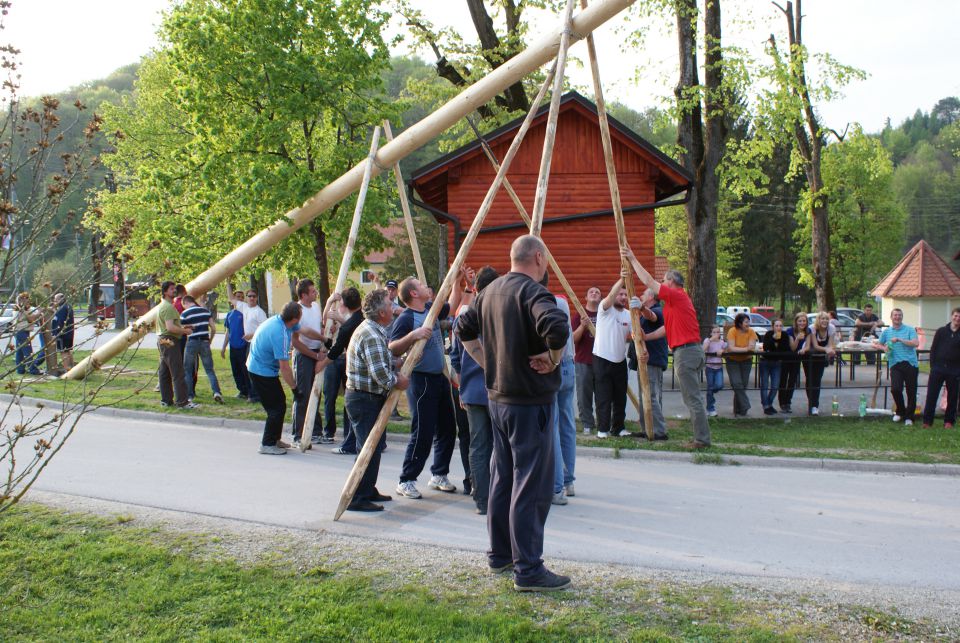 Postavitev mlaja - foto povečava