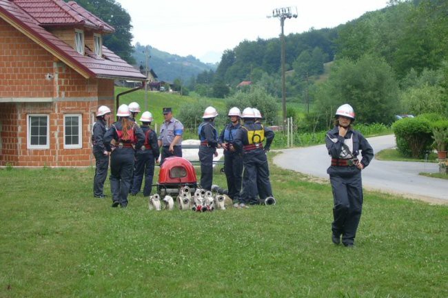 3. meddruštveno tekmovanje v Loki (1.7.2006) - foto povečava