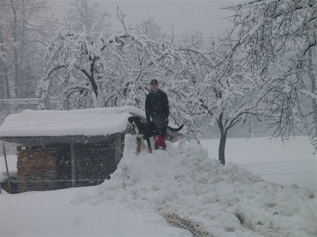 Prvi snežni užitki - foto povečava