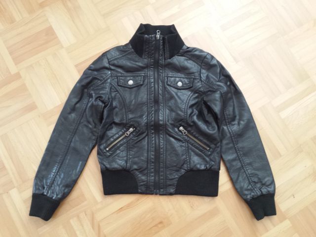 Dekliška jakna, Imitacija usnja h&m št. 146 , 12.5 €