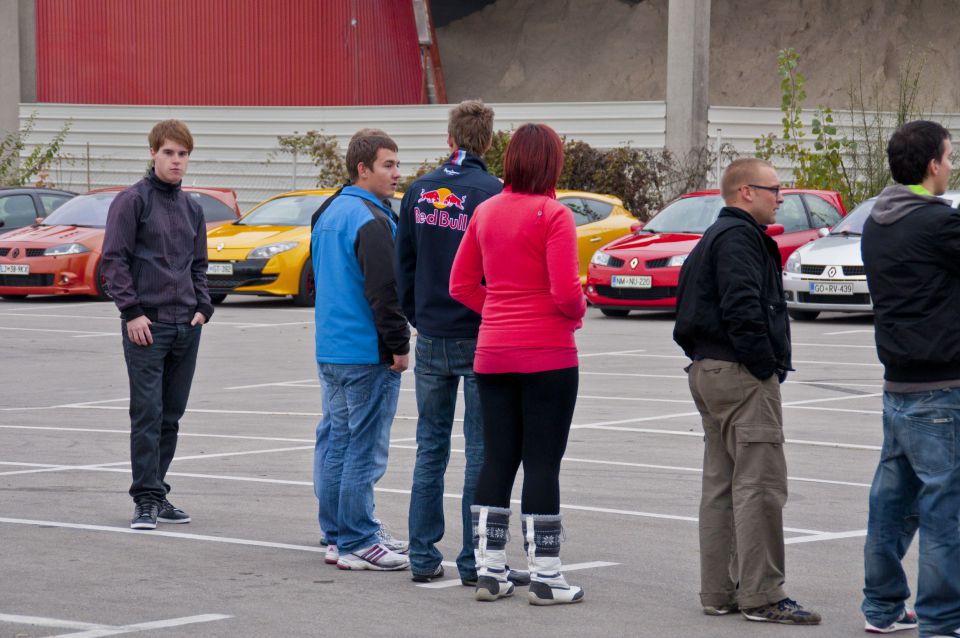 RS srečanje 5.11.2011 Renault klub Slovenija - foto povečava