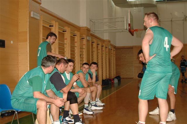 Vrhniška košarkaška trim liga 2005 - foto