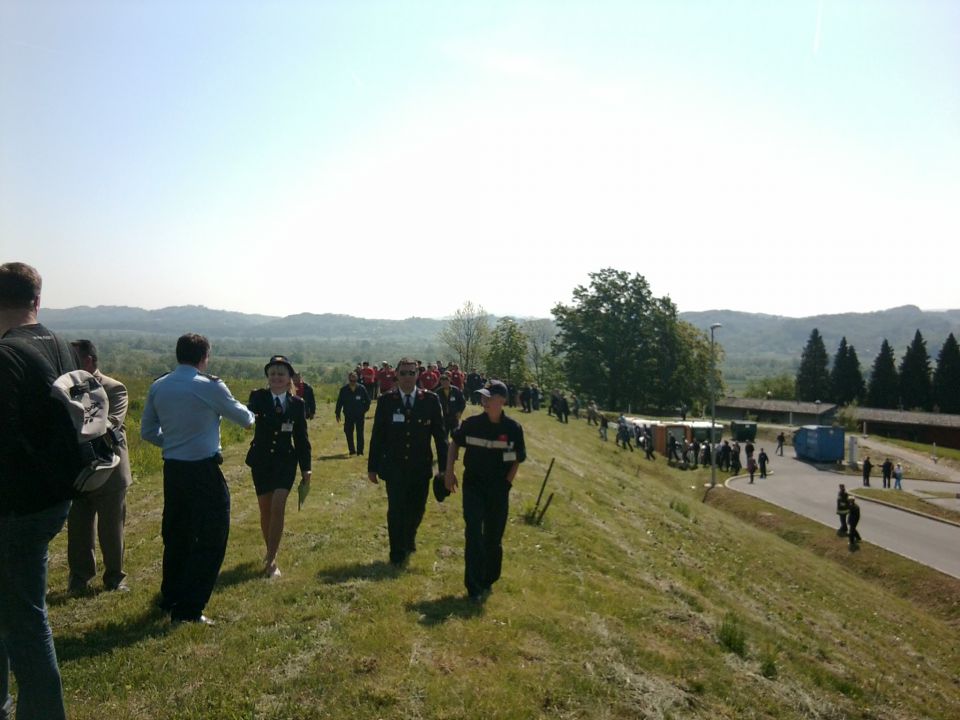 Simulacija potresa OB Bračak pokazna vježba - foto povečava