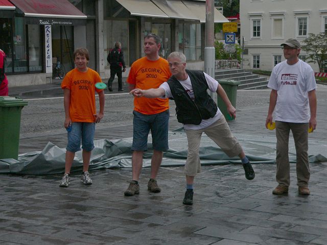 Tekmovanje med idrijskimi becirki 2010 - foto povečava