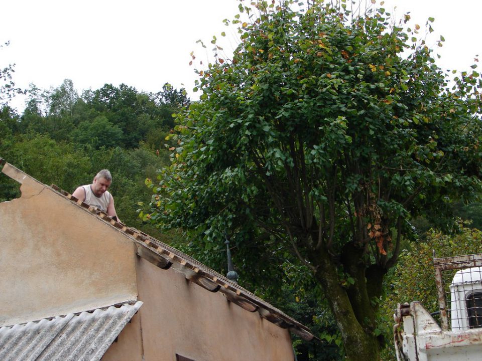 Odkrivanje strehe - foto povečava