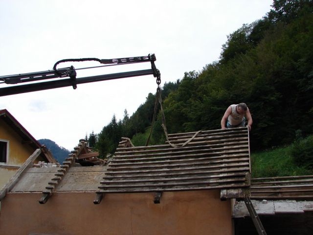 Odkrivanje strehe - foto