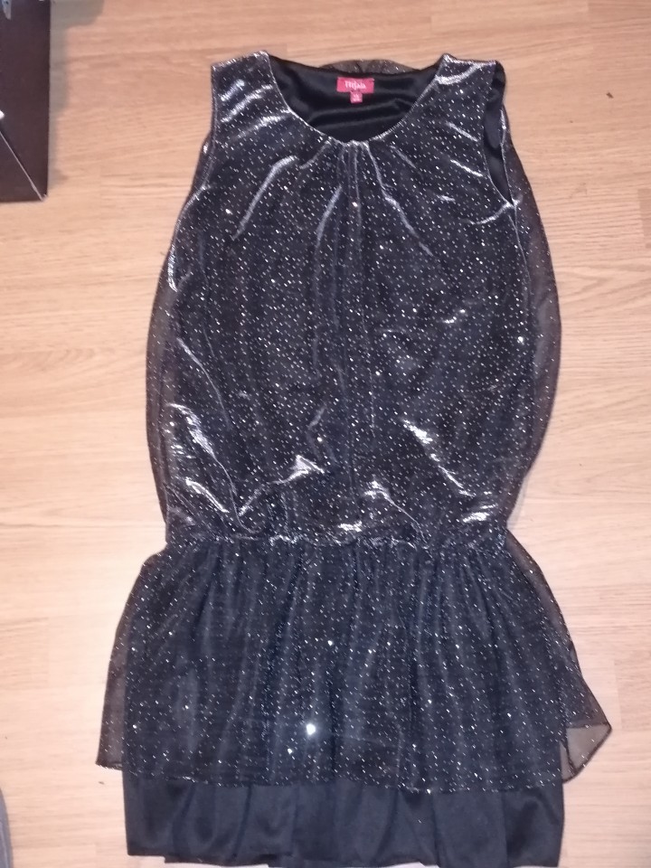 Svetleča obleka  - foto povečava