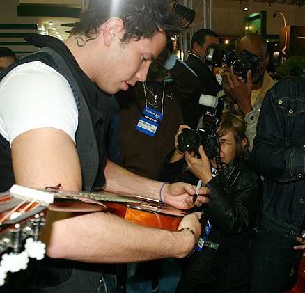 Christian na ExpoMusic em São Paulo, Bra - foto