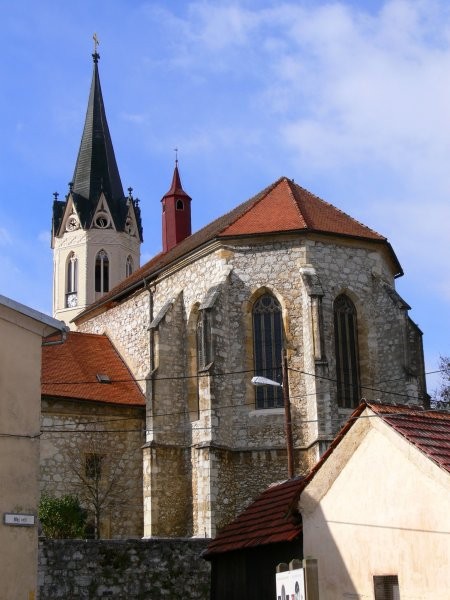 Kapiteljska cerkev sv. Nikolaja v prepletu gotike in baroka