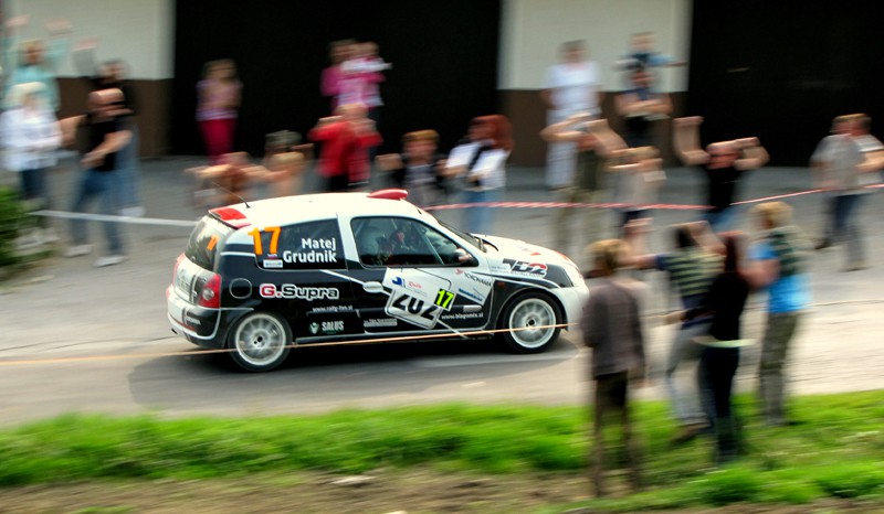 Rally - foto povečava