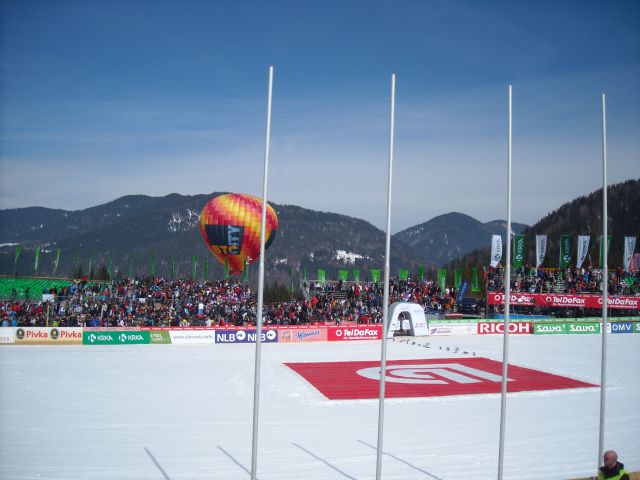 Smučarski poleti 2010 v Planici - foto