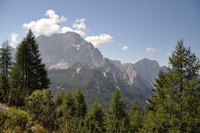 Koča Grego in Poldnašnja špica - foto