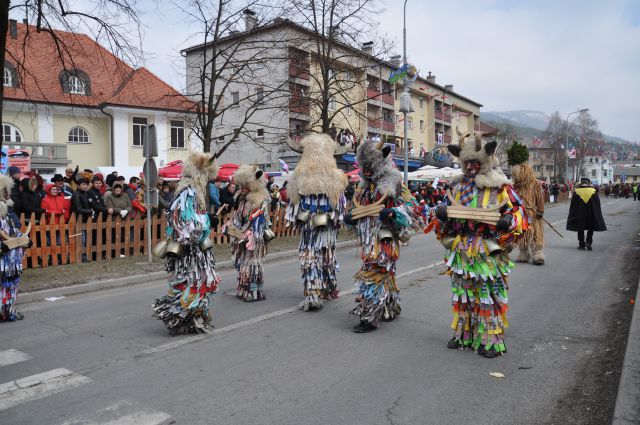 Pust v Cerknici - foto