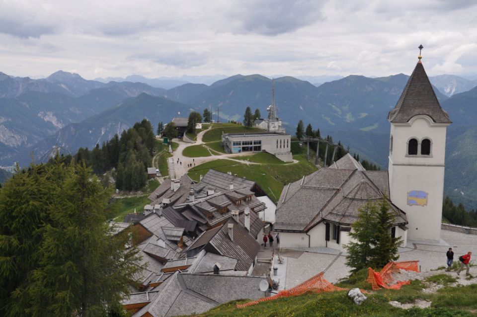 Višarje Kamniti lovec Belopeška jezera - foto povečava