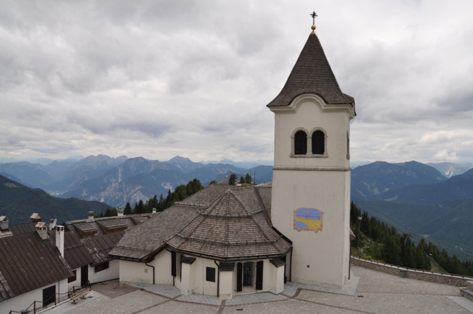 Višarje Kamniti lovec Belopeška jezera - foto povečava