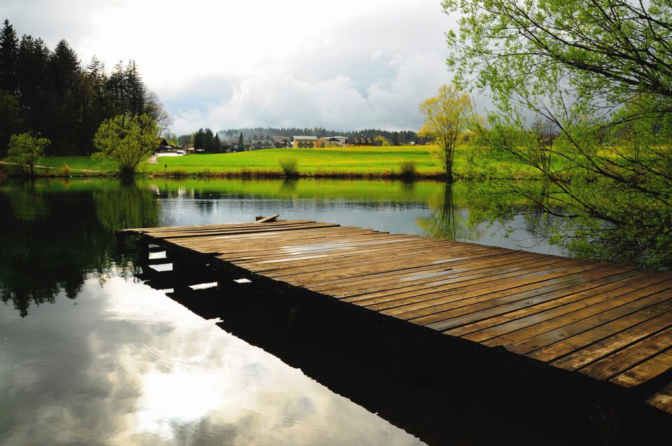 Preddvor in jezero črnava - foto povečava