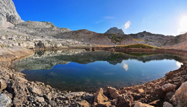 Zadnje sedmo jezero pod kočo na Prehodavcih