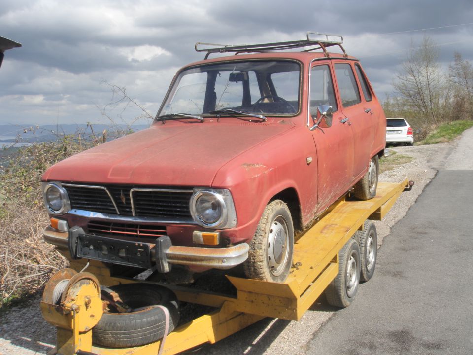 Renault 6 - foto povečava