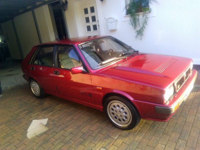 Lancia delta hf turbo - poobnova - foto