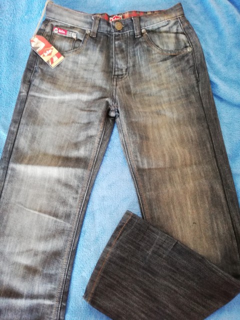 Jeans hlače  LEE COOPER št. 152 - NOVE