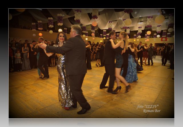 Maturantski ples CSŠ Velenje 2012 - foto