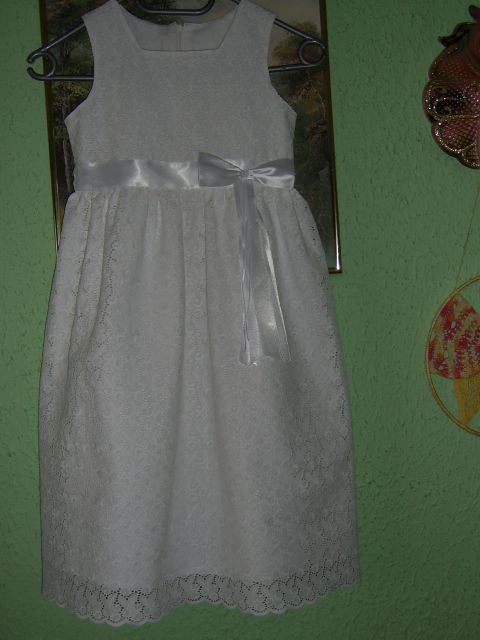 Oblekica za obhajilo - poroko - foto
