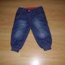jeans  podložene C&A v 80 cena 3 eur oblečene 2-3 krat