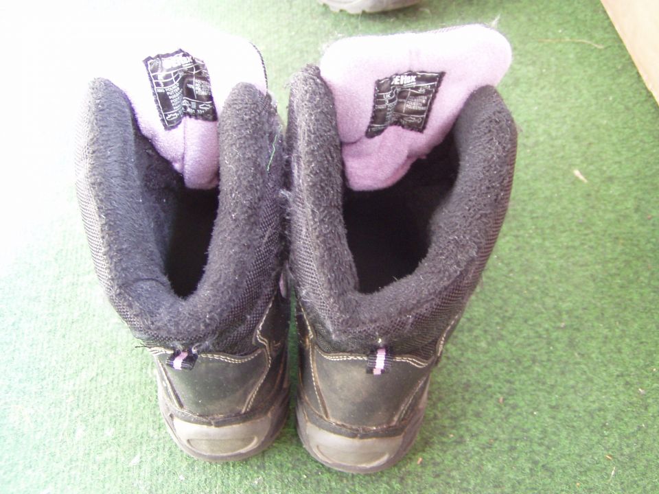 Dekliški zimski škornji št.36  - foto povečava