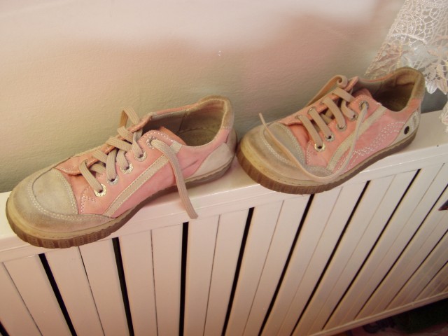 Dekliški čevlji Ciciban št.33 - foto
