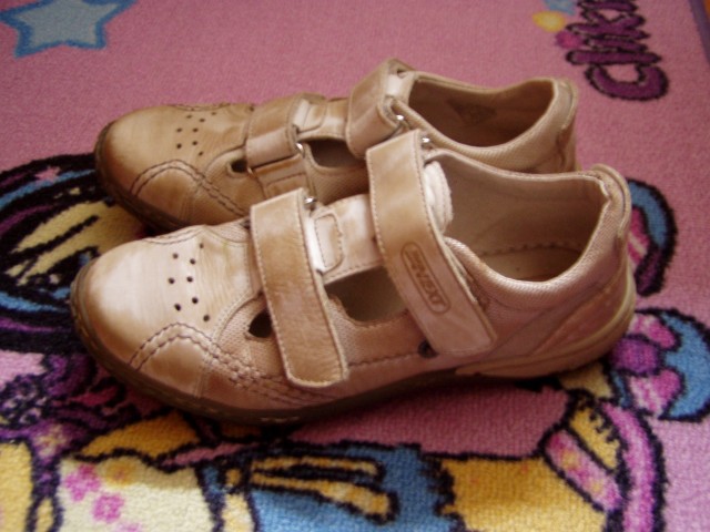  fantovski sandali, čevlji  NEXT  št. 36 - foto